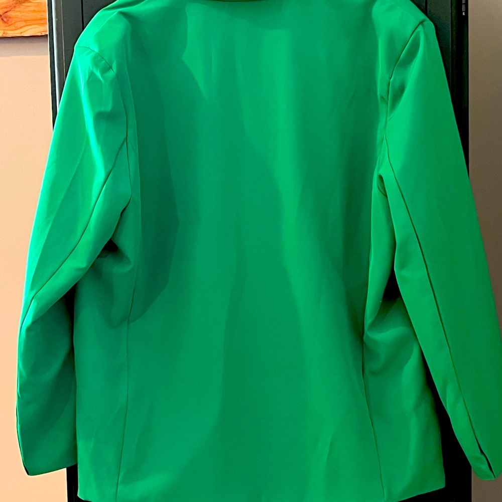 EDIKTED GREEN BLAZER - Picture 3 of 7